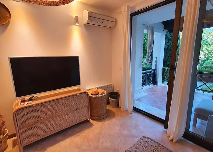 Appartamento Oasis Apartment, луксозен в комплекс оазис *